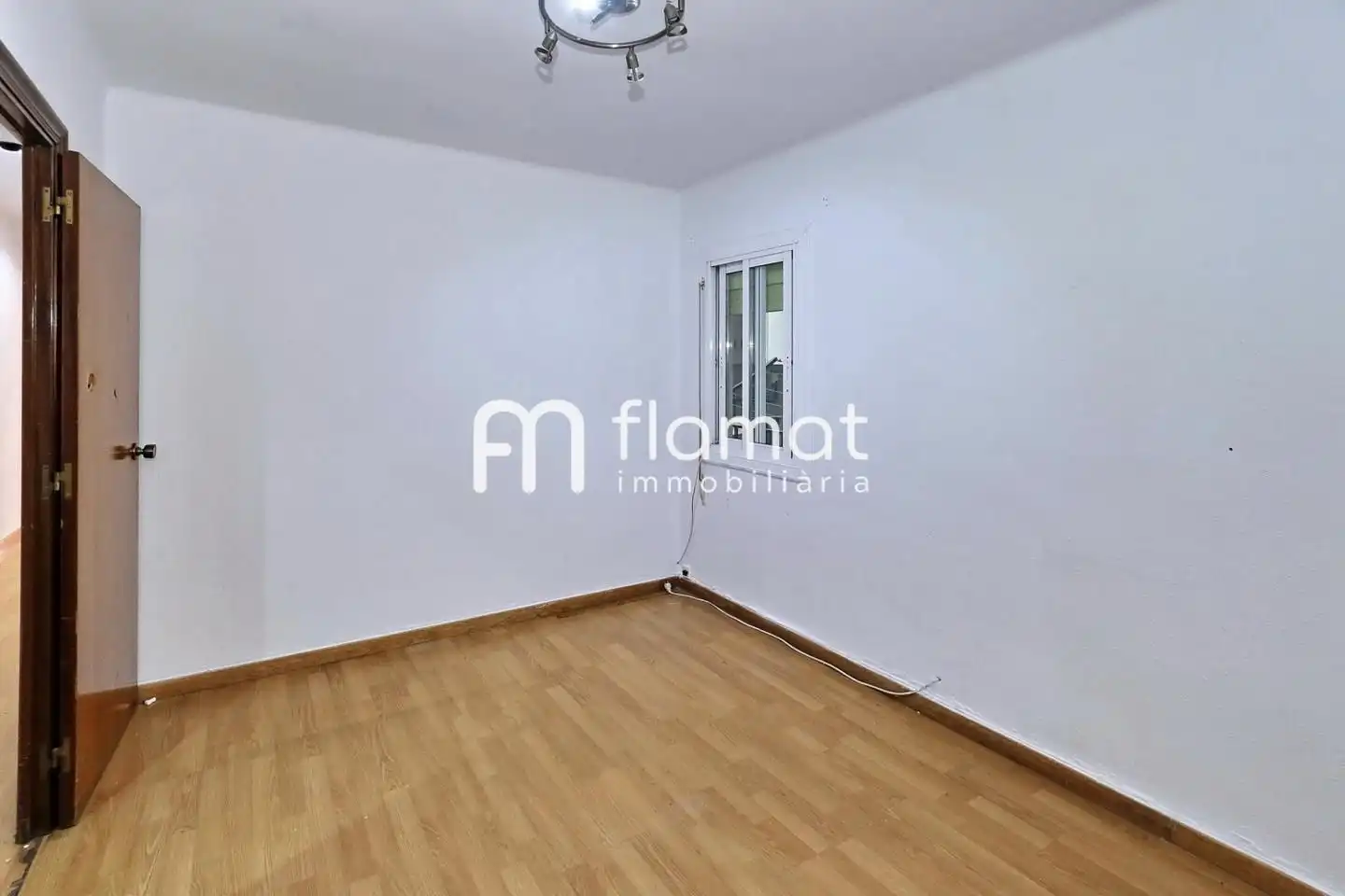 Habitación de Piso en venta en Santa Coloma de Gramenet con Aire acondicionado y Balcón