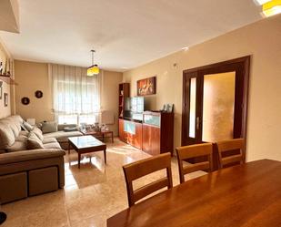 Living room of Single-family semi-detached for sale in Sierra de Fuentes  with Air Conditioner, Private garden and Terrace