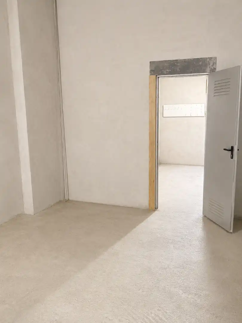 Gewerbefläche zum Verkauf in Avinguda de Santa Coloma, imagen 6