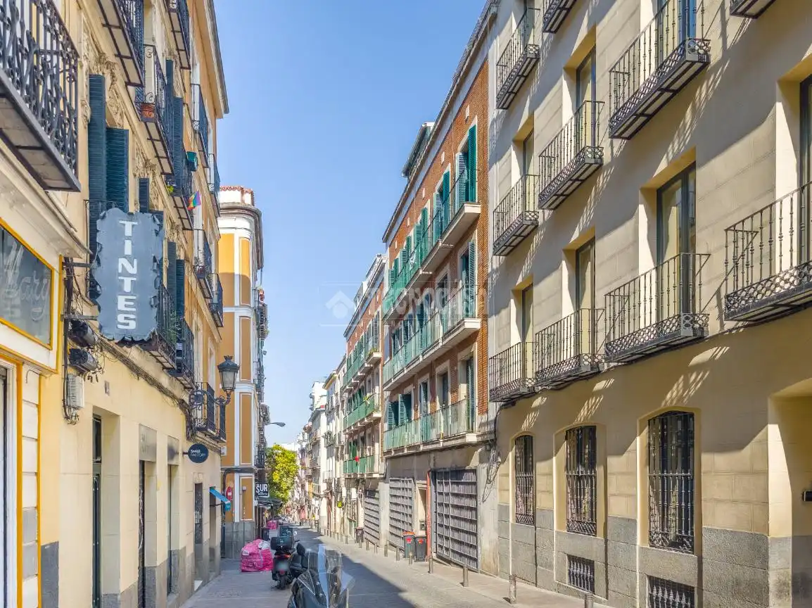 Vista exterior de Piso en venta en Madrid con Terraza
