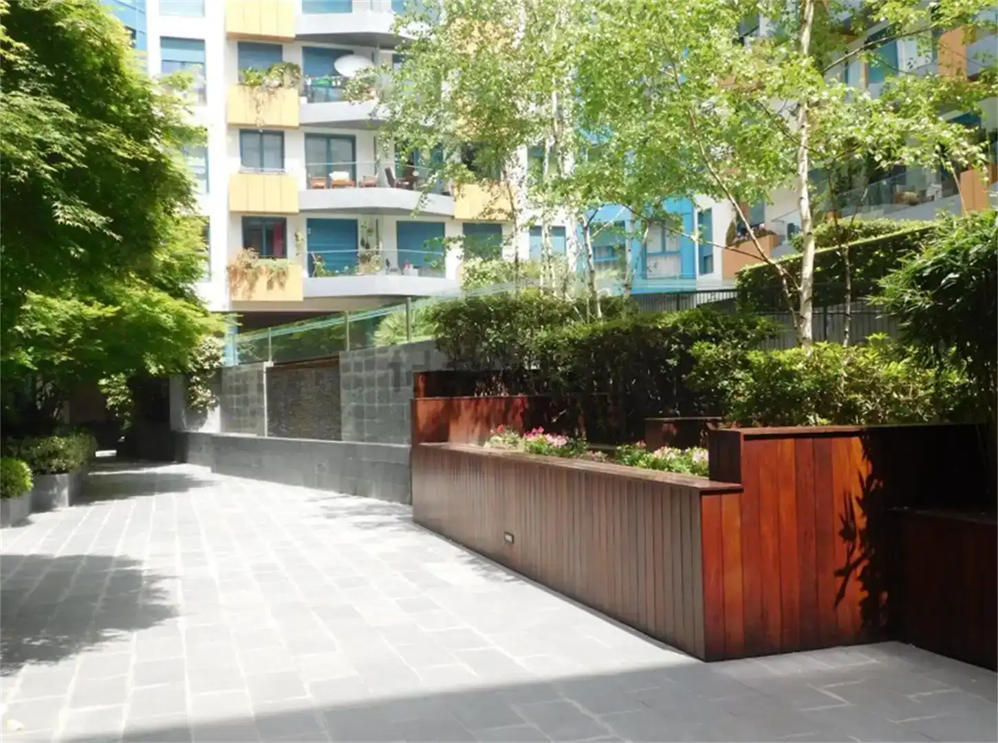 Terrasse von Wohnung zur Miete in  Madrid Capital mit Klimaanlage und Schwimmbad