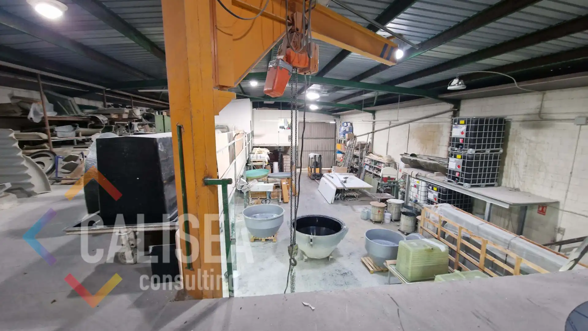 Industrial building for sale in Carrer Llobateres 16, imagen 3