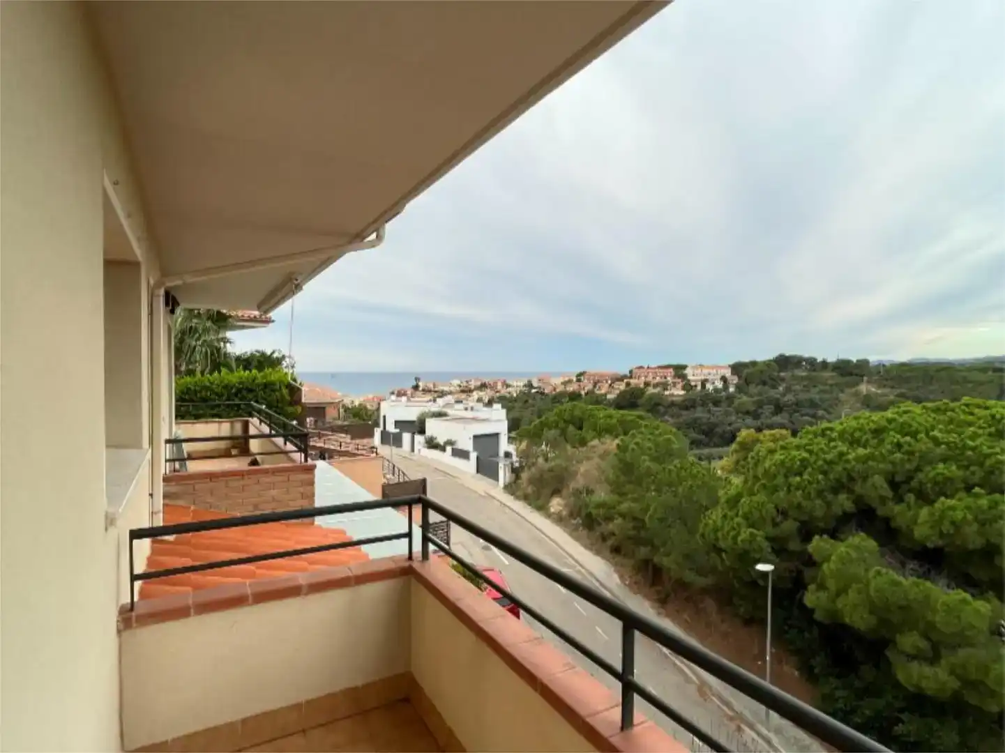 Vista exterior de Casa o xalet en venda en Sant Pol de Mar amb Aire condicionat, Piscina i Balcó