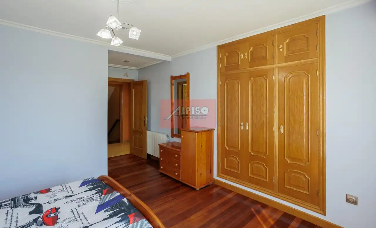Habitación de Casa o chalet en venta en O Carballiño   con Calefacción, Jardín privado y Terraza