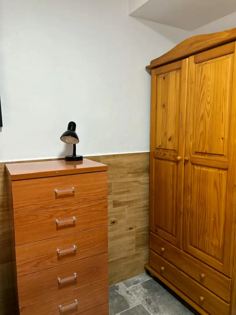 Schlafzimmer von Wohnung zur Miete in L'Hospitalet de Llobregat mit Klimaanlage, Heizung und Waschmaschine