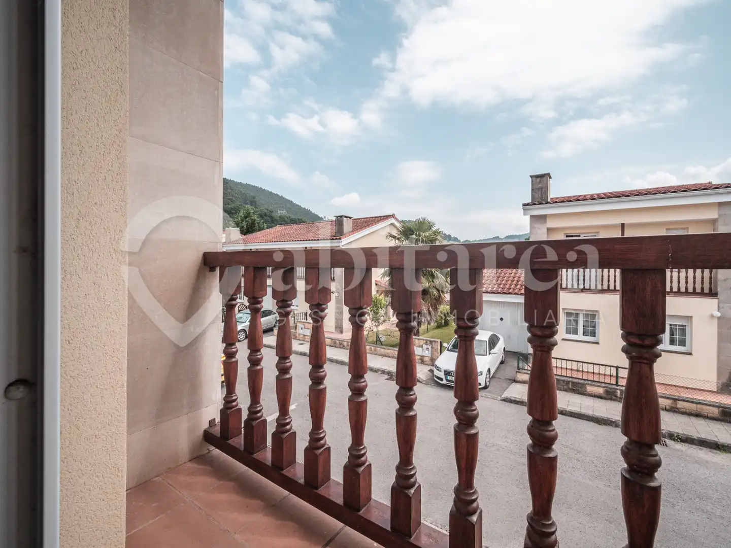 Balcony of Houses for sale in Castañeda  with Heating, Private garden and Parquet flooring