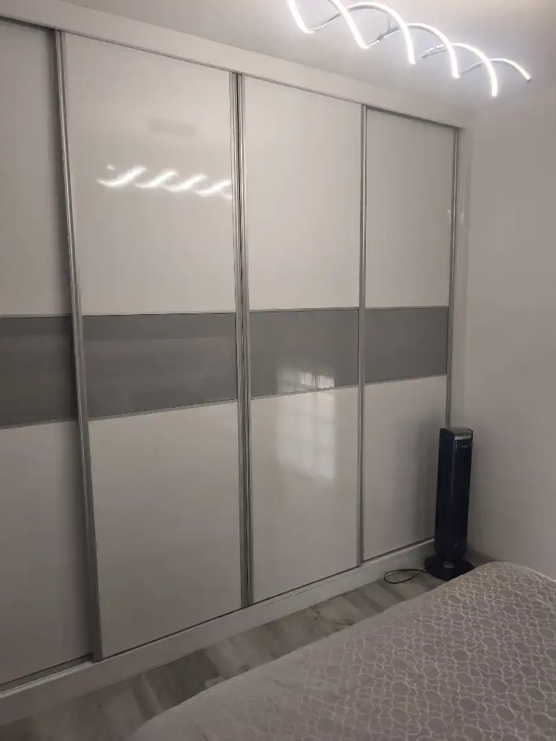 Habitación de Piso en venta en Melilla con Aire acondicionado