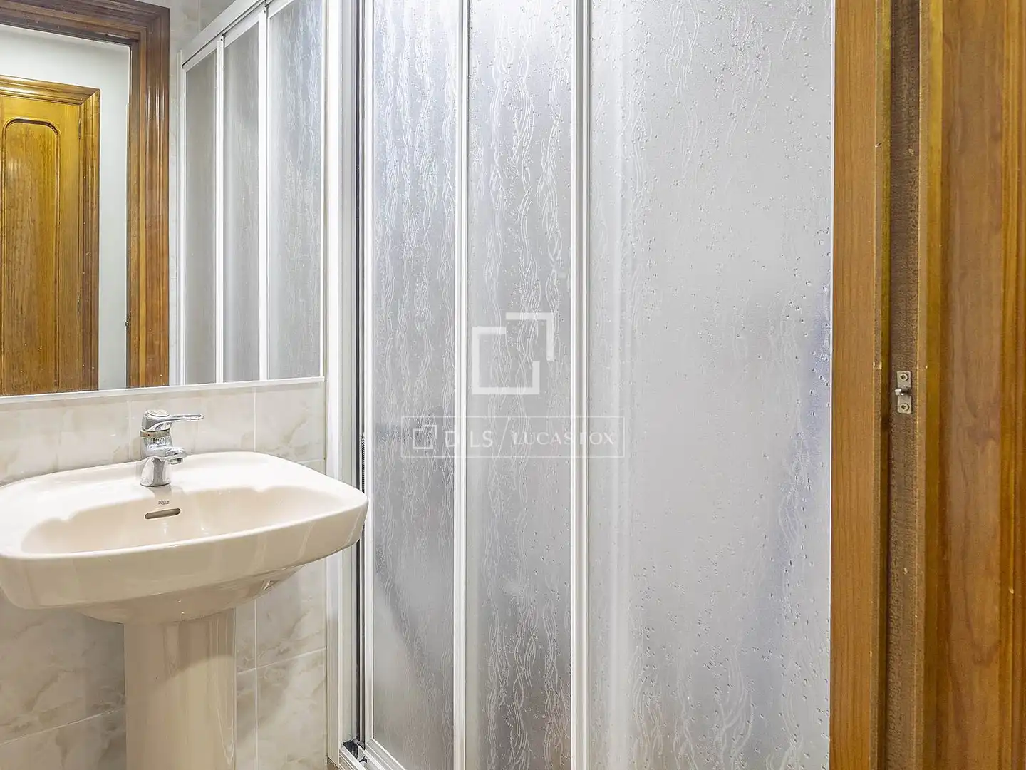Bany de Casa o xalet en venda en Riba-roja de Túria amb Aire condicionat, Calefacció i Terrassa