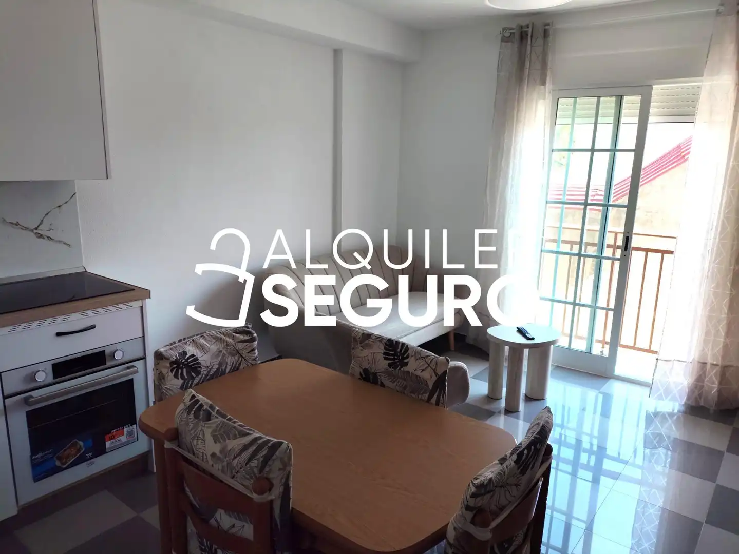 Flat for rent in Roquetas de Mar  with Furnished