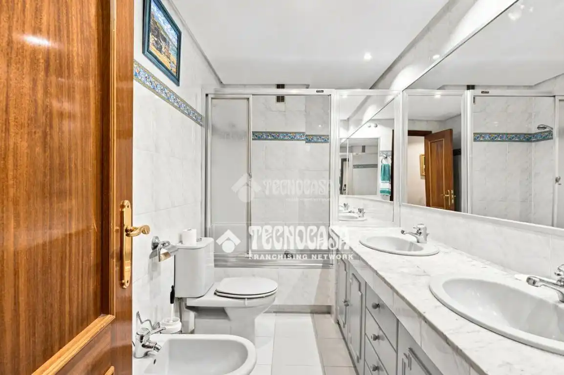 Piso con ascensor en venta en Ciudad Lineal, imagen 18