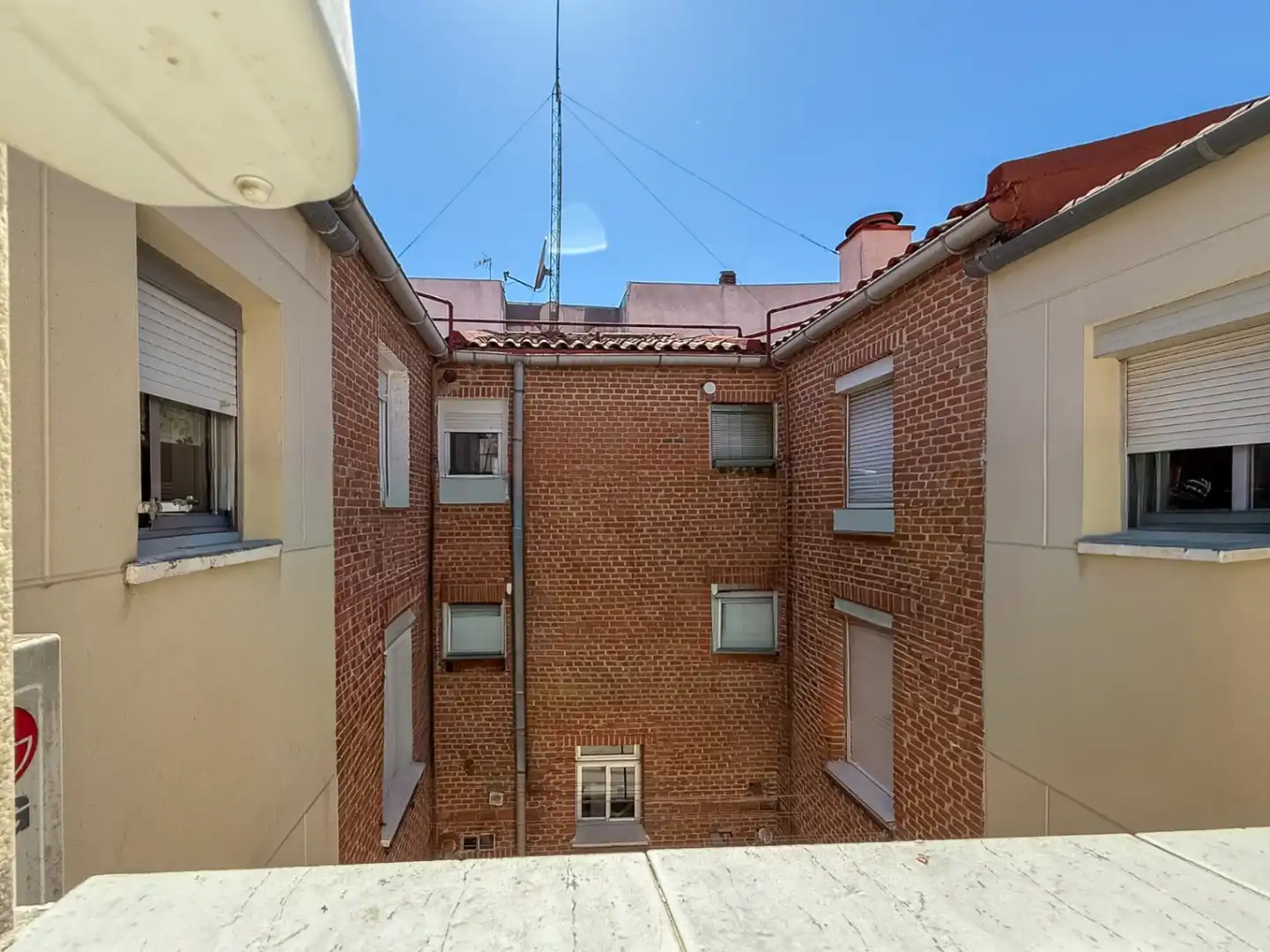 Vista exterior de Piso en venta en Alcobendas con Aire acondicionado, Calefacción y Terraza