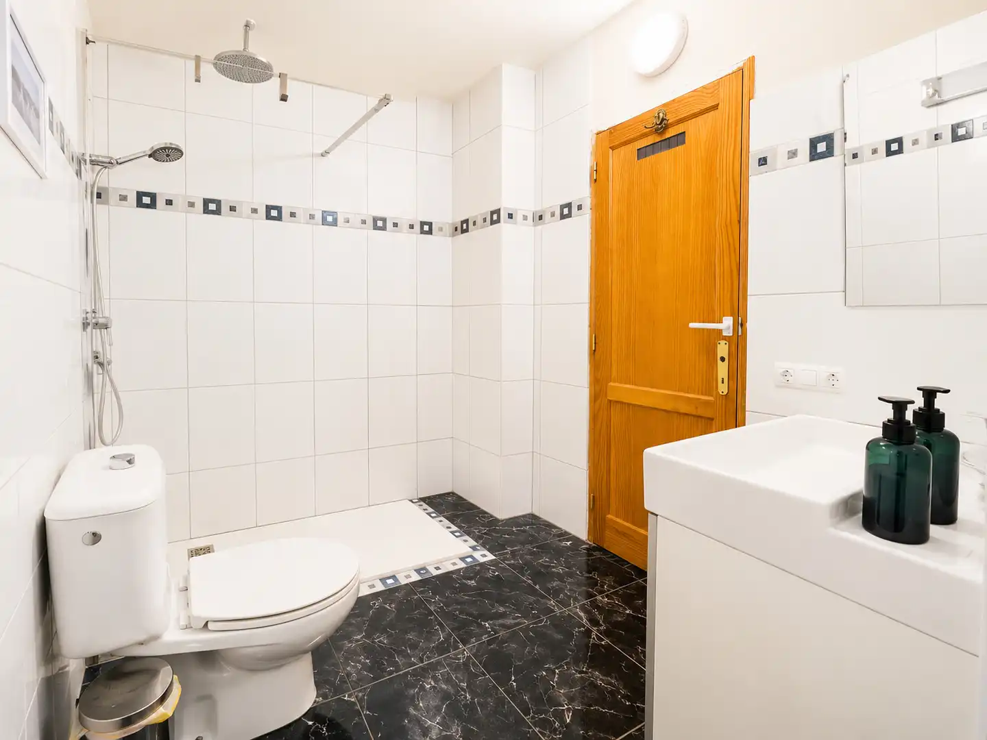 Bany de Casa o xalet en venda en San Bartolomé de Tirajana amb Aire condicionat, Jardí privat i Terrassa