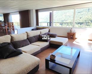 Sala d'estar de Casa o xalet en venda en Oviedo  amb Aire condicionat, Calefacció i Jardí privat