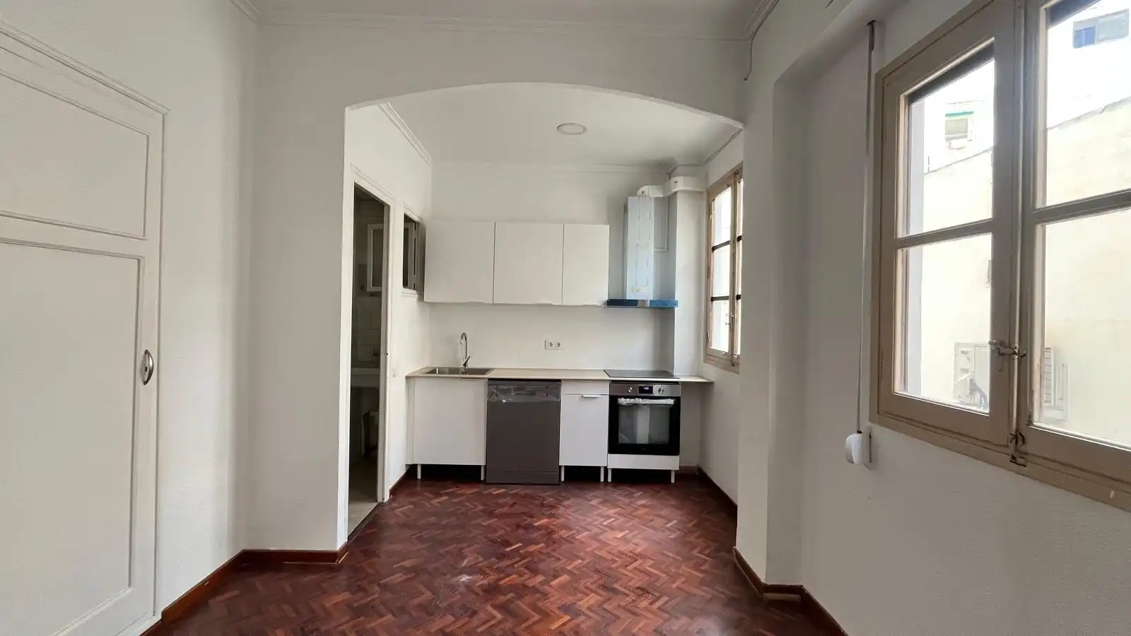 Cocina de Piso de alquiler en Valencia con Aire acondicionado y Parquet