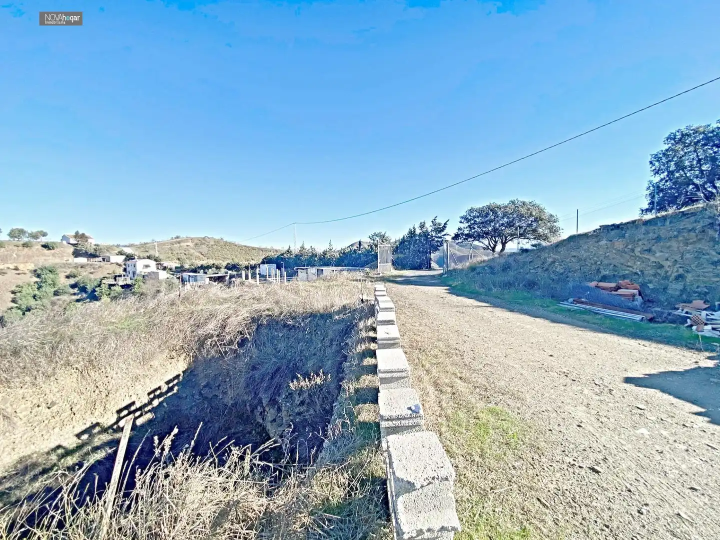 Vista exterior de Finca rústica en venda en Álora amb Jardí privat
