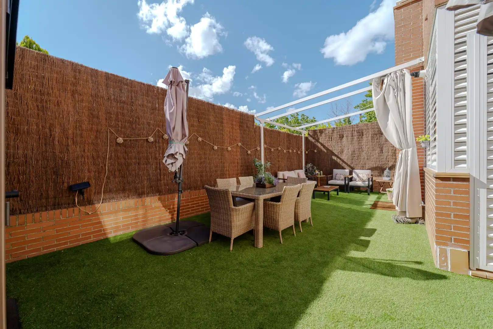 Terrasse von Wohnung zum Verkauf in Las Rozas de Madrid mit Heizung, Privatgarten und Parkett