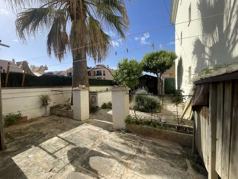 Vista exterior de Planta baja en venta en Llucmajor con Aire acondicionado, Jardín privado y Terraza