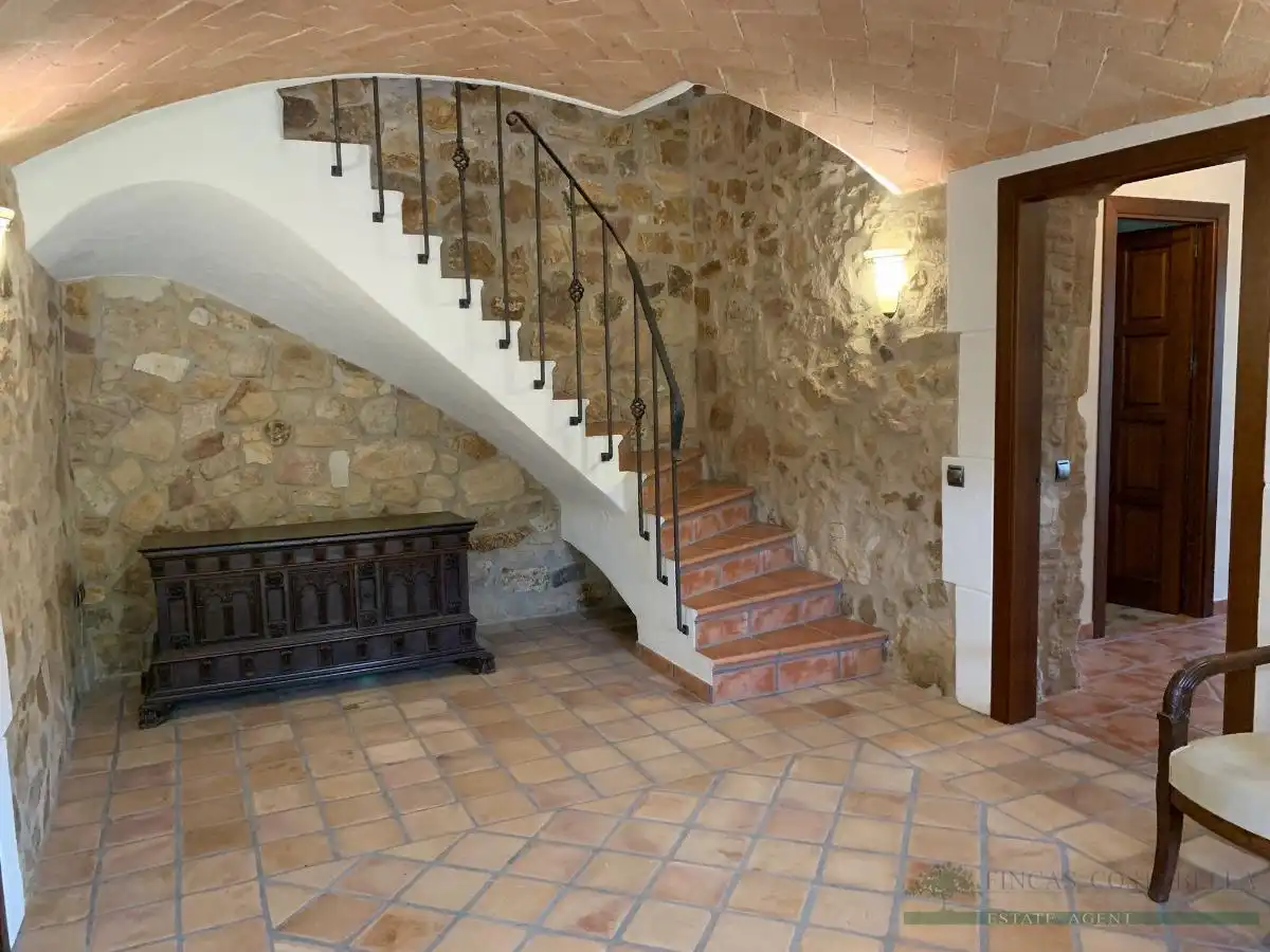 Country homes for sale in Castell d'Aro, Platja d'Aro i s'Agaró  with Air Conditioner, Heating and Terrace