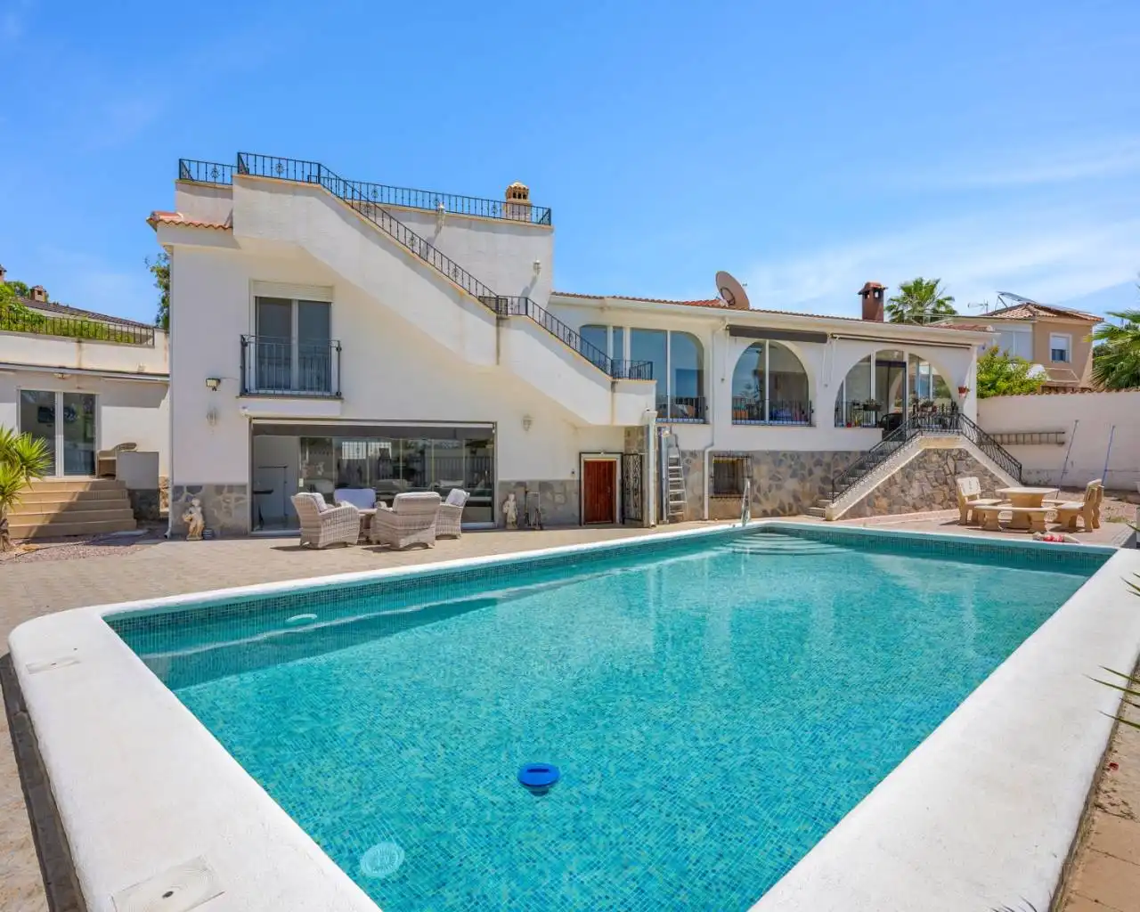 Swimming pool of Houses for sale in Rojales  with Air Conditioner, Private garden and Terrace