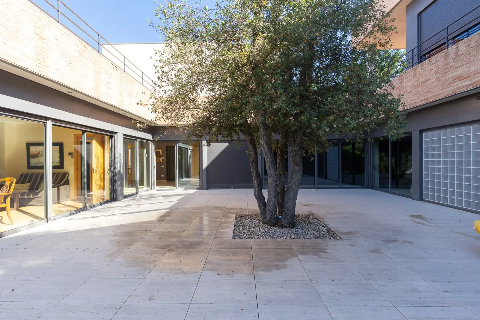Vista exterior de Casa o xalet en venda en Sant Cugat del Vallès amb Aire condicionat, Calefacció i Terrassa