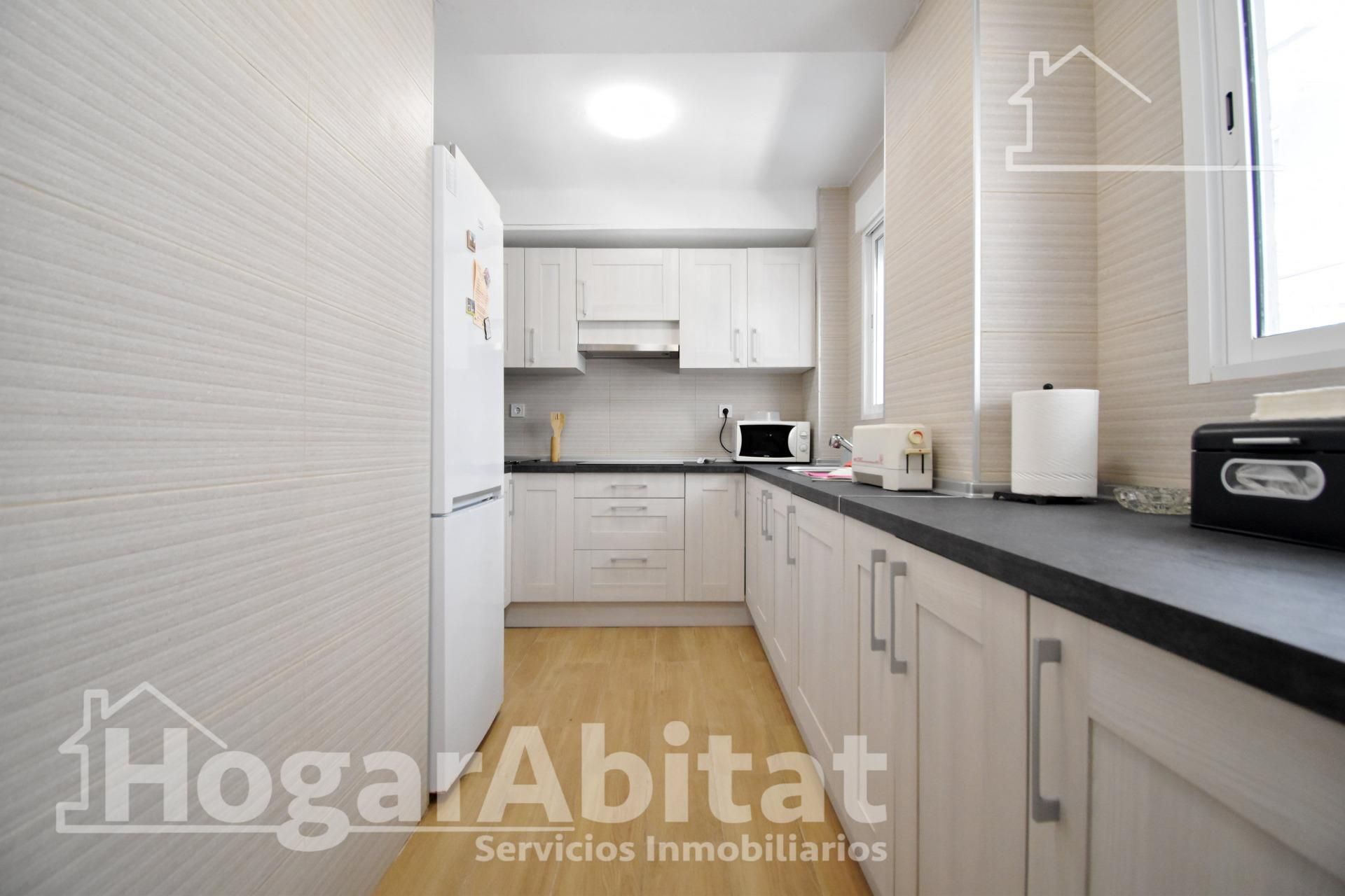 Kitchen of Flat for sale in Tavernes de la Valldigna  with Air Conditioner, Heating and Terrace