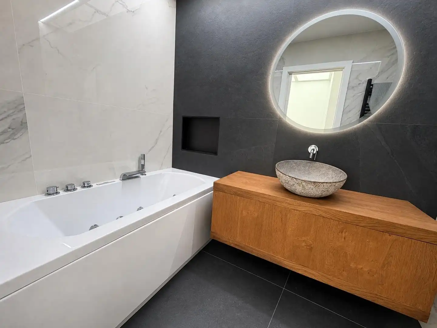 Bathroom of Houses for sale in Badalona  with Air Conditioner, Heating and Parquet flooring