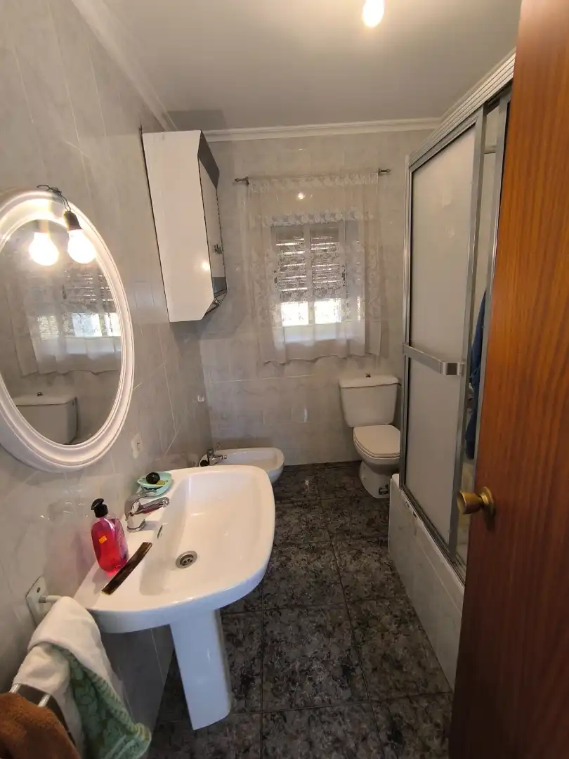 Baño de Casa o chalet en venta en Pozo de Urama con Calefacción, Jardín privado y Trastero