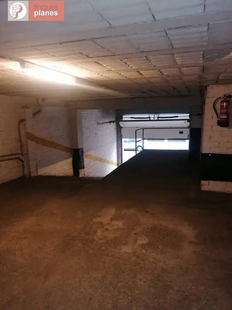 Parking for sale in Joc de la Bola - Camps d'Esports, imagen 6