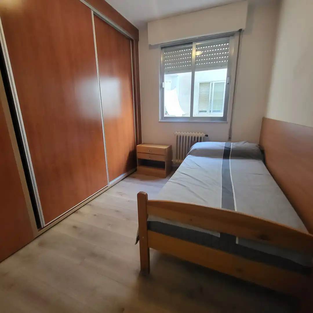 Habitación de Piso de alquiler en Ávila con Calefacción, Terraza y Trastero