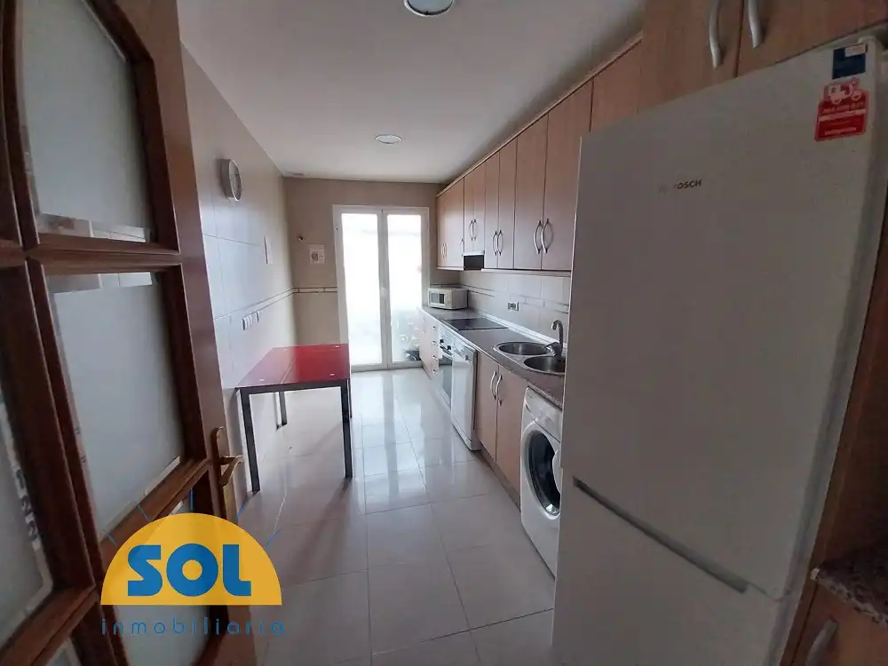 Piso con terraza en venta en Calle Luzón 60, imagen 3