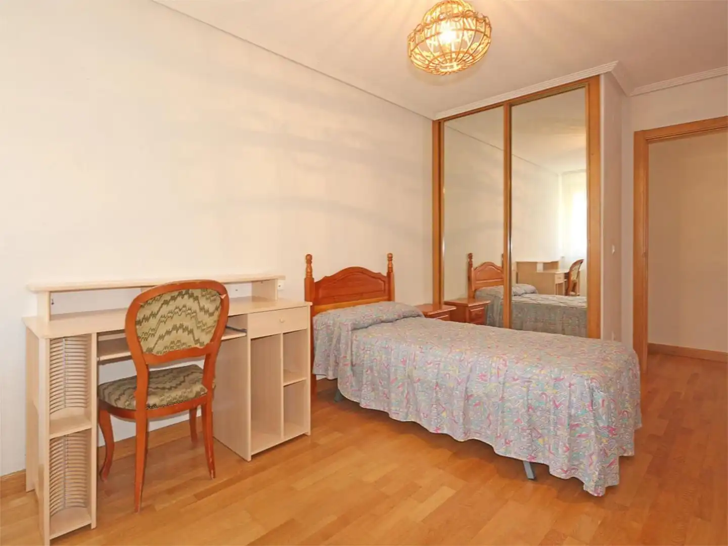 Bedroom of Flat for rent in Salamanca  with Heating, Terrace and Furnished