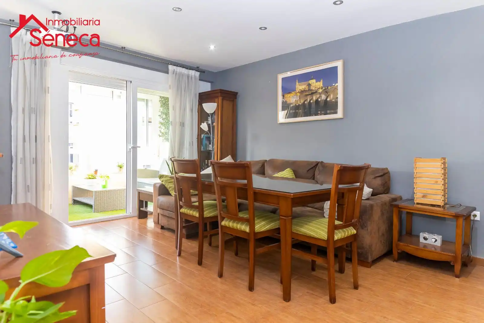 Living room of Flat for sale in Córdoba  with Air Conditioner, Terrace and Storage room