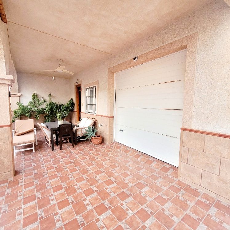Exterior view of House or chalet for sale in Roquetas de Mar  with Air Conditioner, Private garden and Furnished