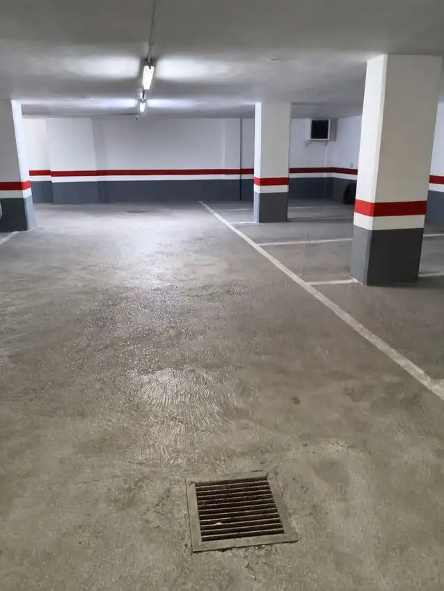 Aparcament de Garatge de lloguer en Valencia