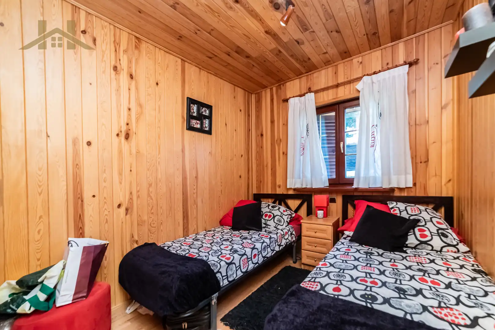 Habitación de Casa o chalet en venta en Santa Cruz del Retamar con Aire acondicionado, Jardín privado y Piscina