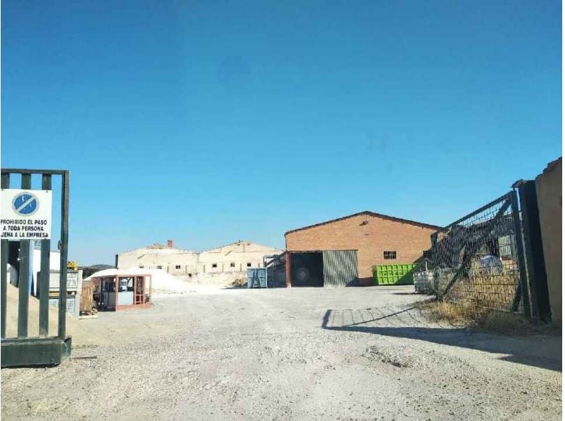 Vista exterior de Nau industrial en venda en Cervera del Río Alhama