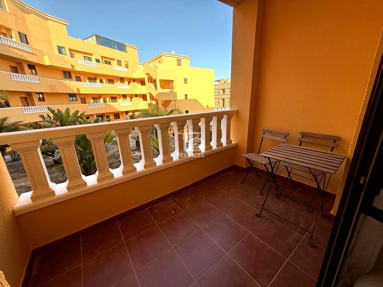 Vista exterior de Pis en venda en Granadilla de Abona amb Terrassa, Moblat i Piscina comunitària