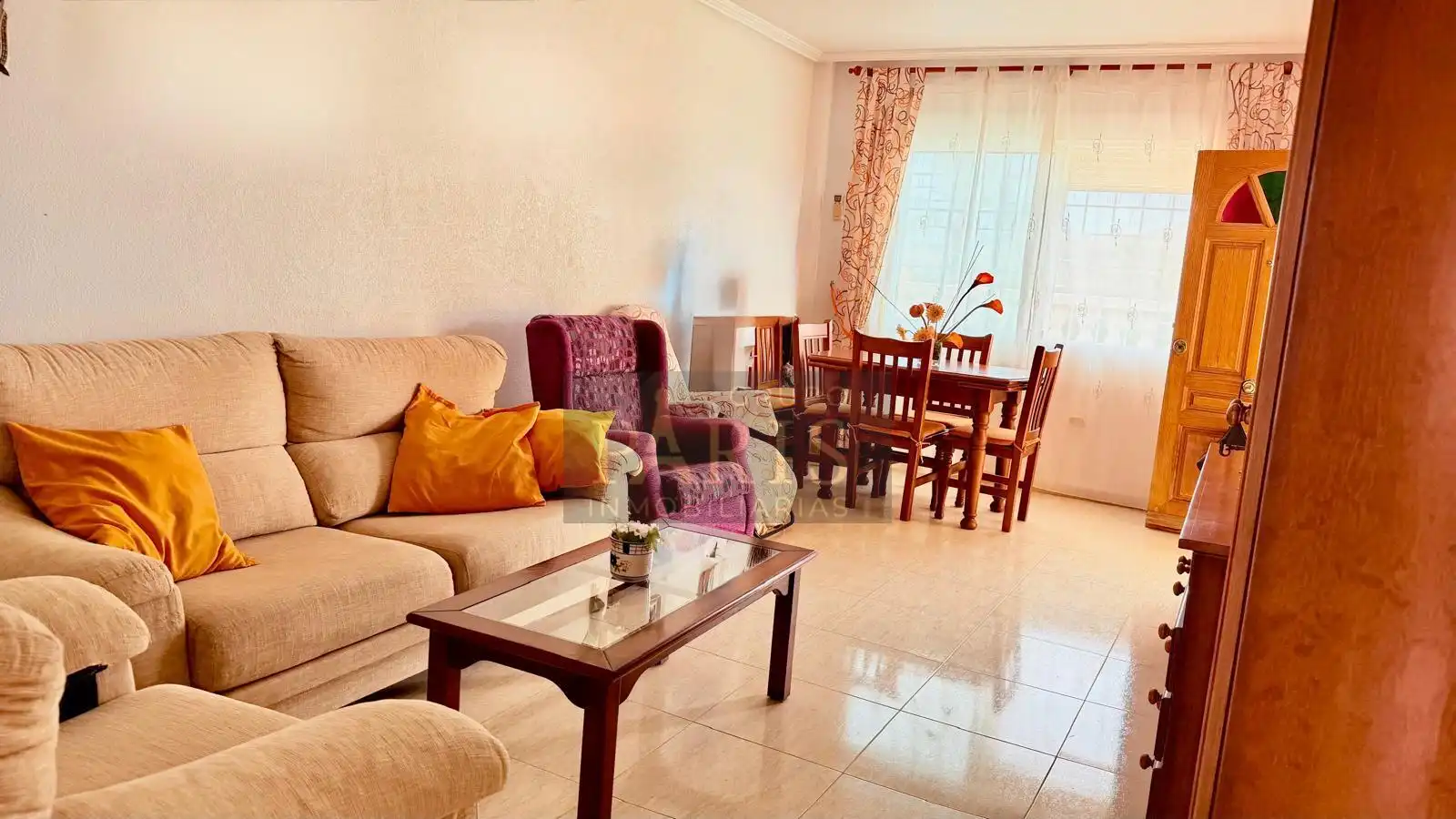 Sala d'estar de Casa o xalet en venda en Cartagena amb Aire condicionat i Piscina comunitària