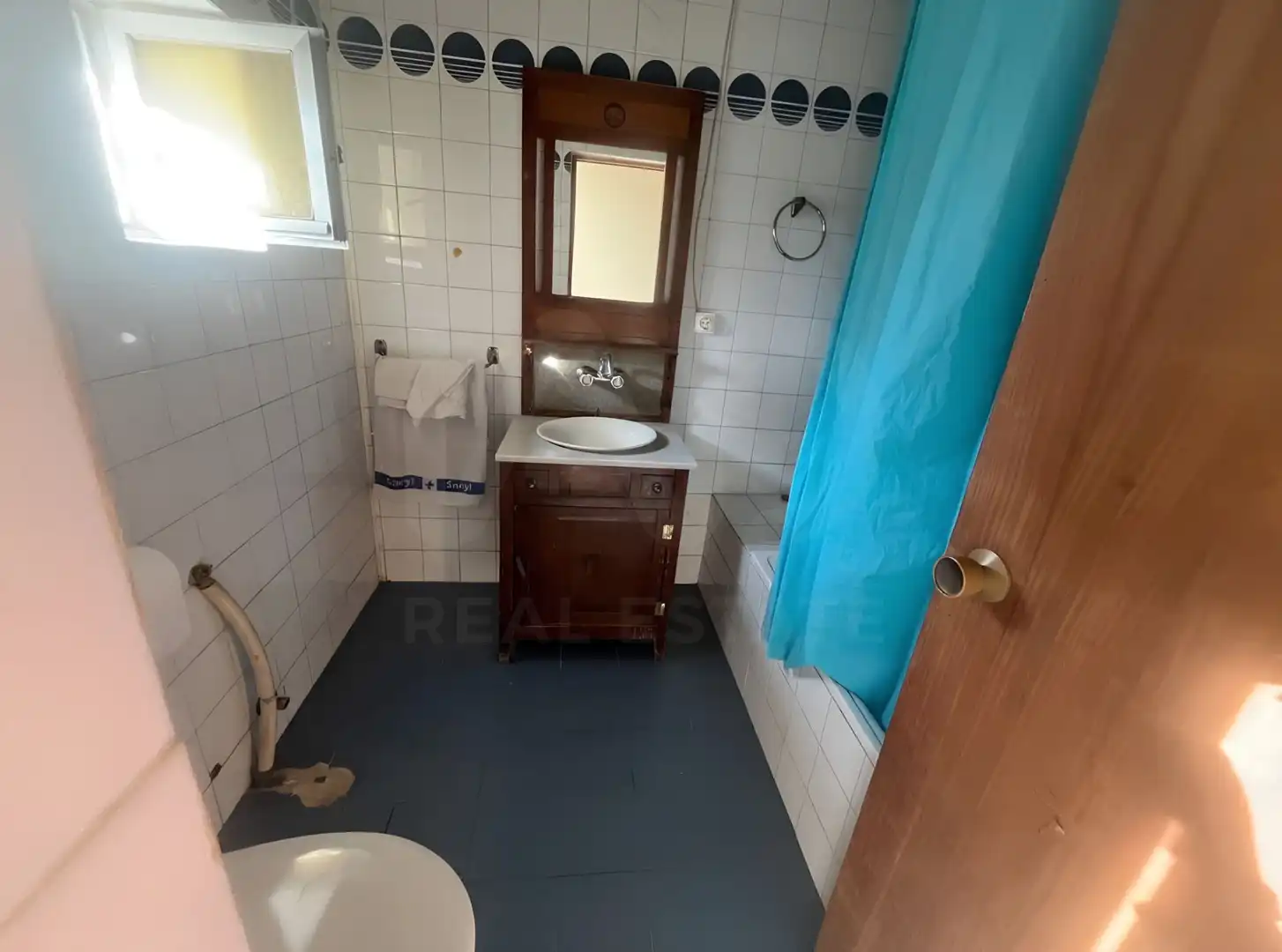Baño de Finca rústica en venta en Martín de Yeltes, Salamanca