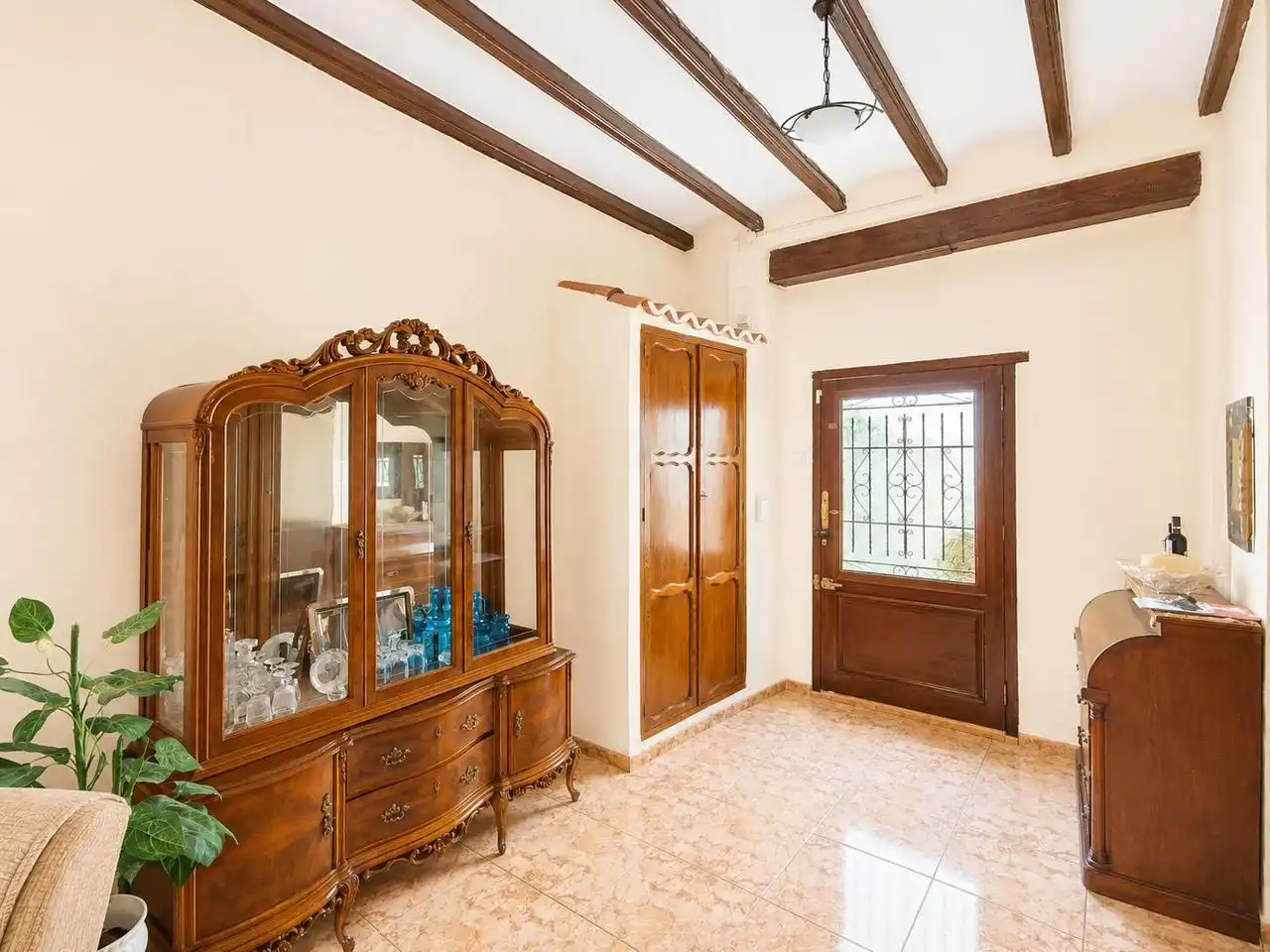 Casa o xalet en venda en Oliva amb Jardí privat, Terrassa i Traster