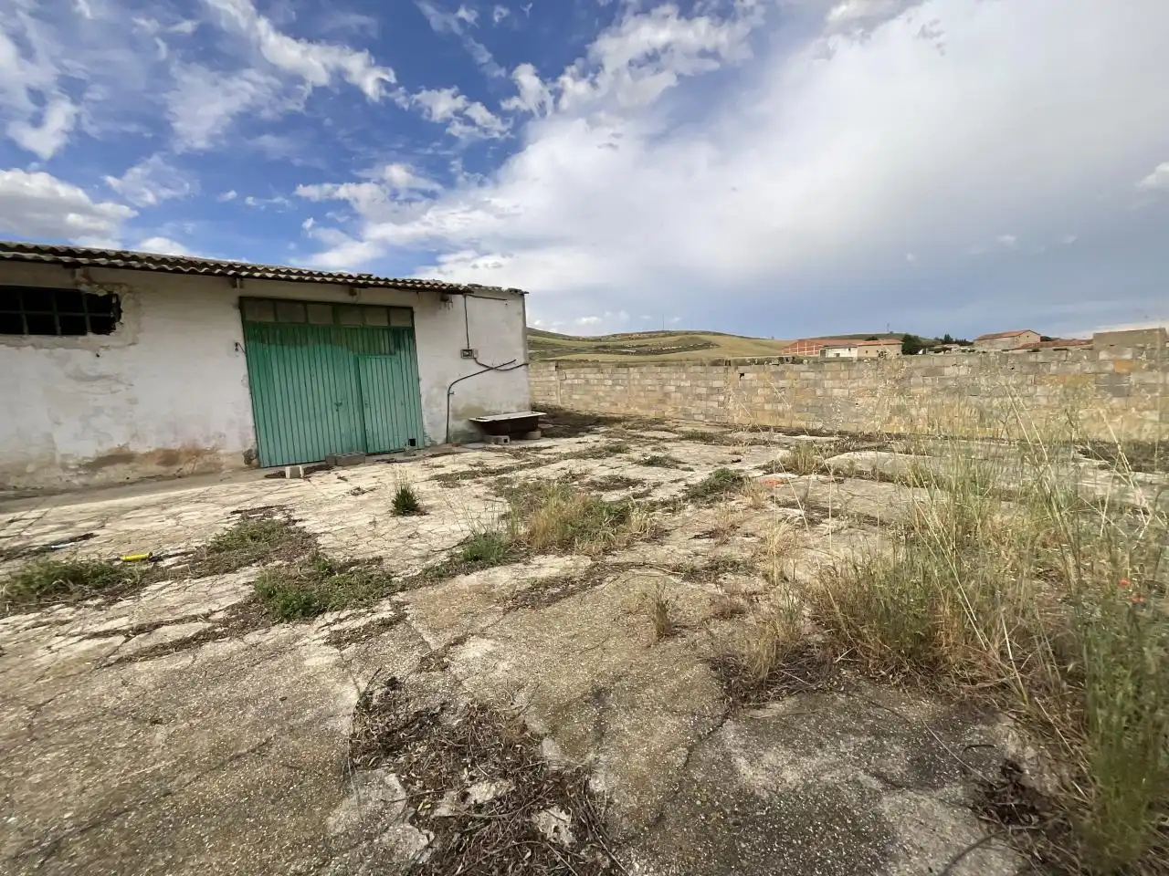 Nave industrial en venta en Villalobar de Rioja