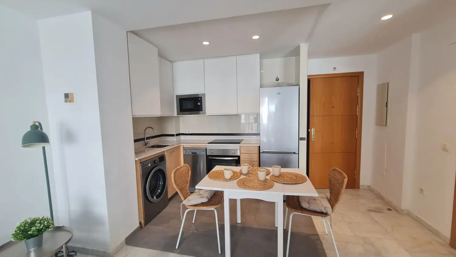 Kitchen of Flat for rent in Málaga  with Air Conditioner, Heating and Terrace