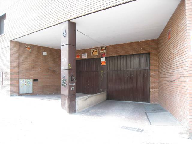 Garaje en Venta en Calle de Pablo Sarasate, 4 en Los Cármenes