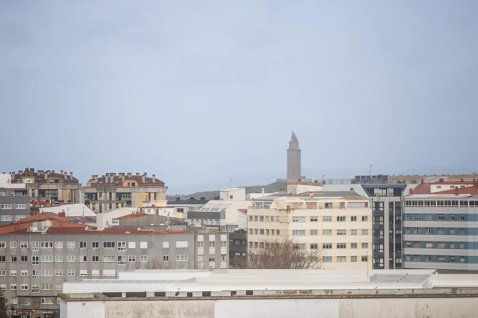 Vista exterior de Pis en venda en A Coruña Capital  amb Calefacció i Traster