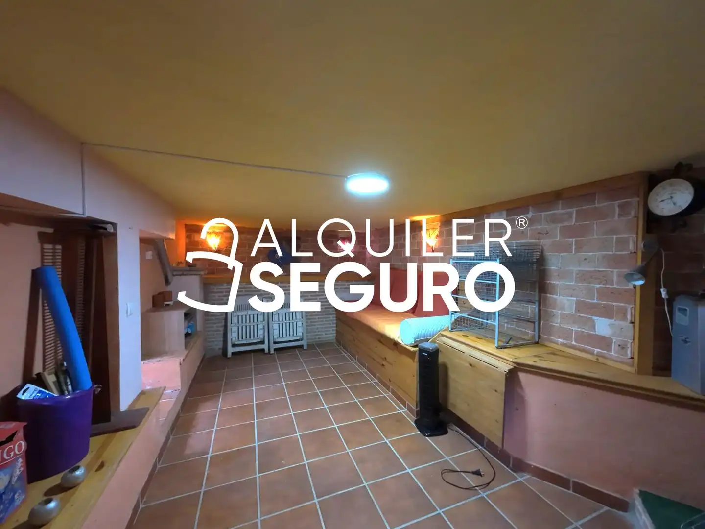 Casa o xalet de lloguer en La Adrada  amb Calefacció, Terrassa i Piscina