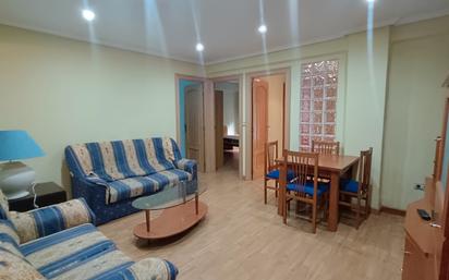 Sala d'estar de Pis en venda en Salamanca Capital amb Moblat