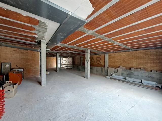 Local comercial en Alquiler en Carrer ACADÈMIA GENERAL BÀSICA en Tremp