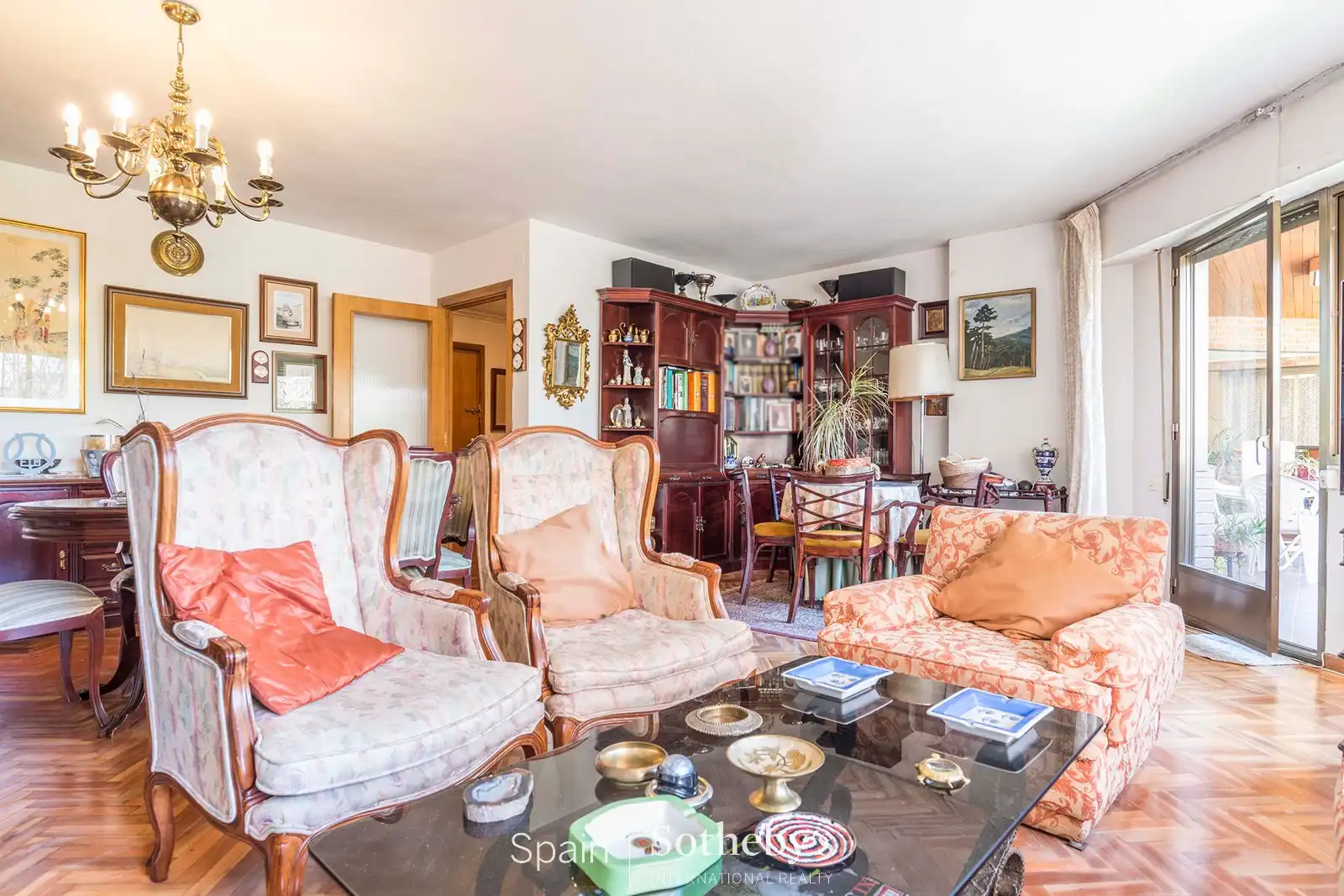 Sala d'estar de Apartament en venda en Madrid amb Aire condicionat, Calefacció i Terrassa