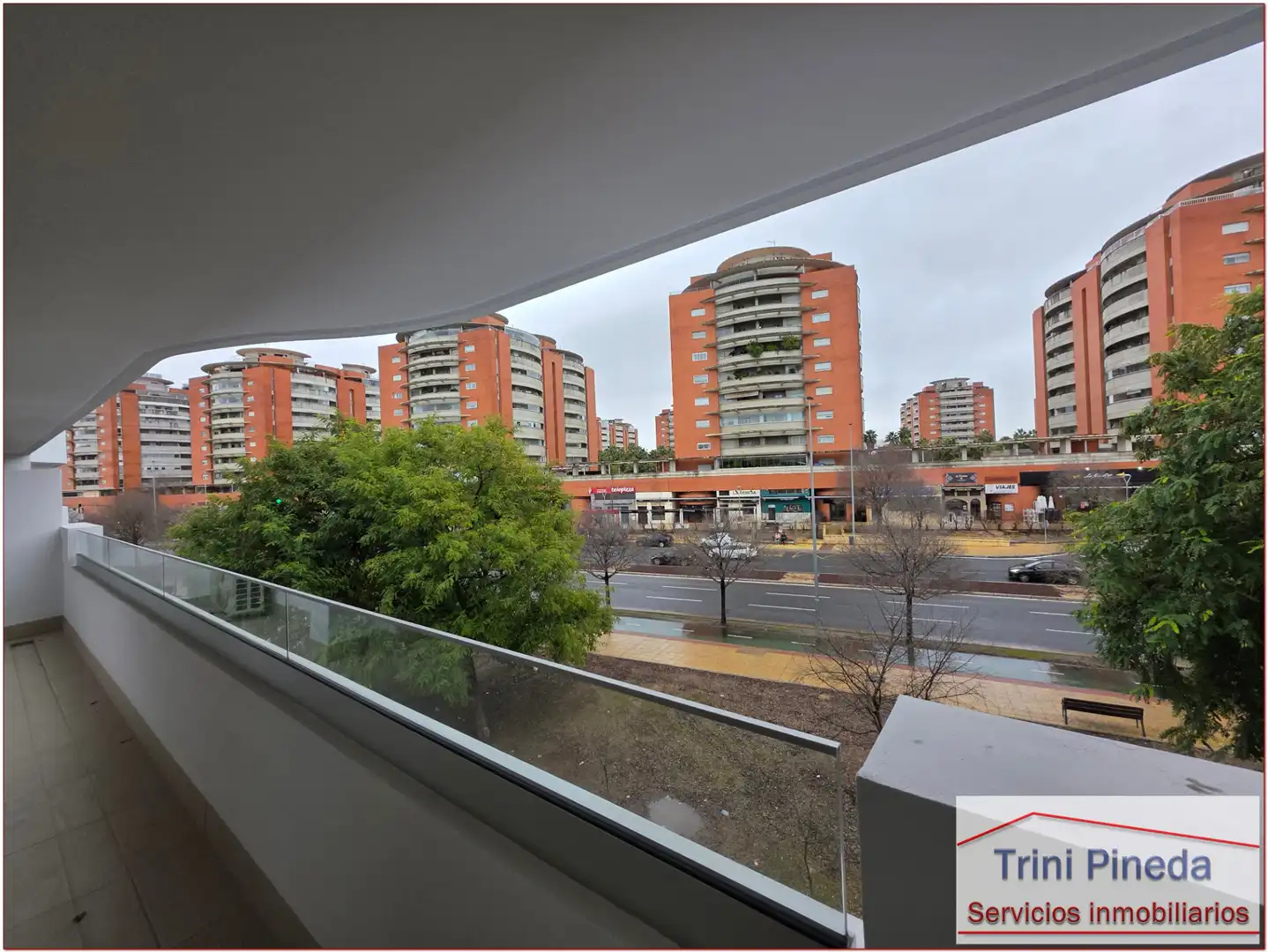 Vista exterior de Piso de alquiler en Sevilla con Aire acondicionado, Calefacción y Terraza