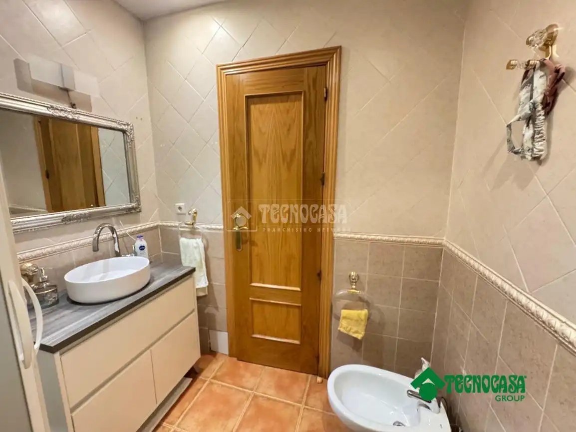 Baño de Casa adosada en venta en Torrijos con Aire acondicionado, Calefacción y Jardín privado